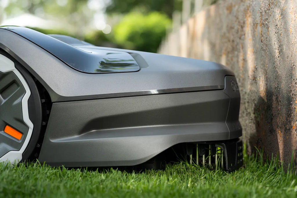 Husqvarna 405XE NERA robotfűnyíró EPOS PLUG IN EGYSÉGGEL